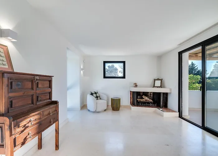 Villa About Jori
